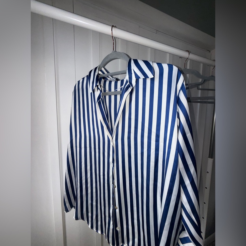 Zara Navy and White Striped Casual Shirt